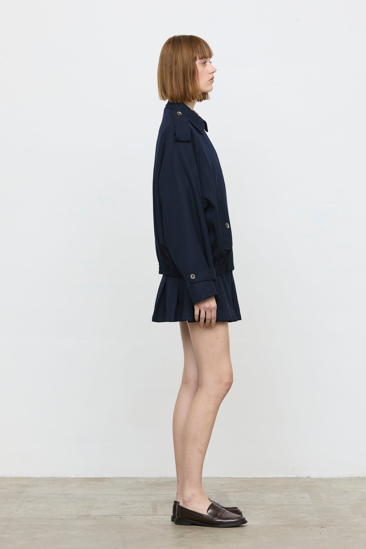 Veste courte bleu marine femme ELEH vue de profil
