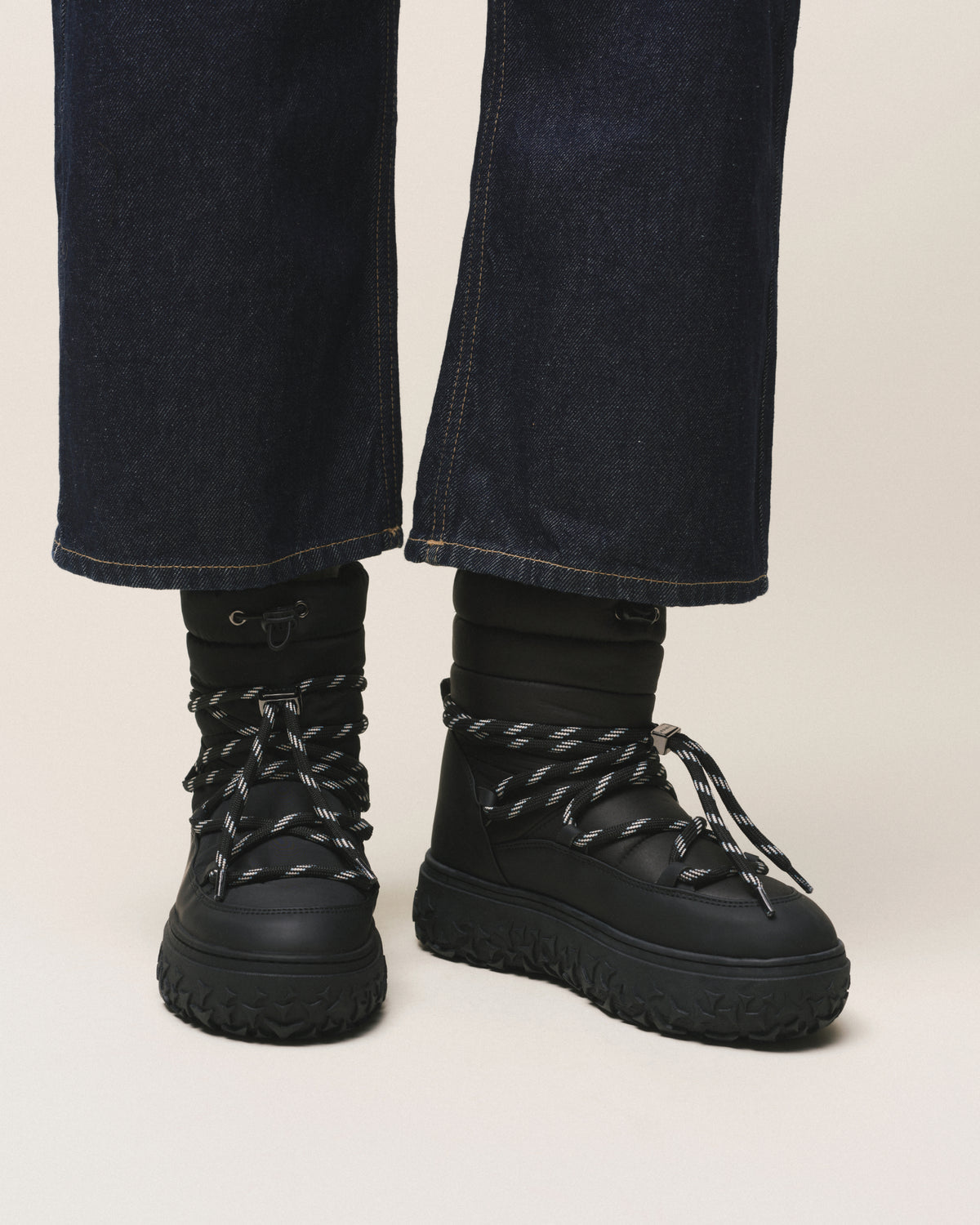 Bottines INUIKII Technical Performance noires — vue détails
