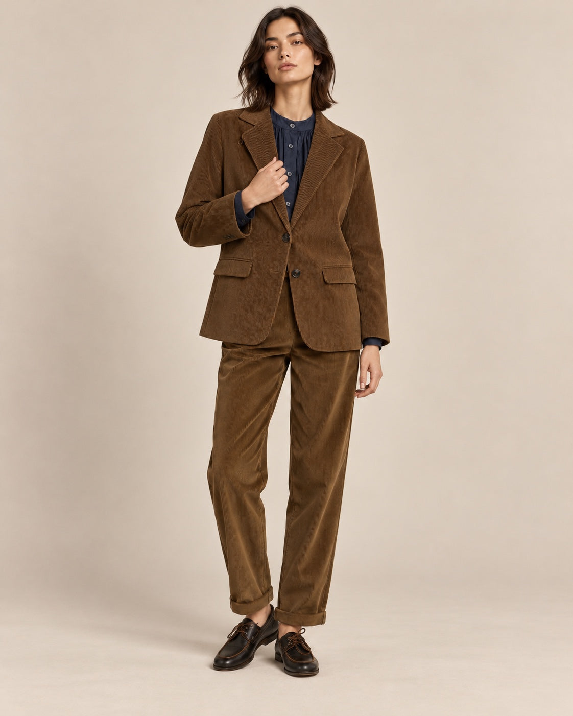 Veste VICIOUS bronze Leon & Harper portée sur mannequin — photo 5